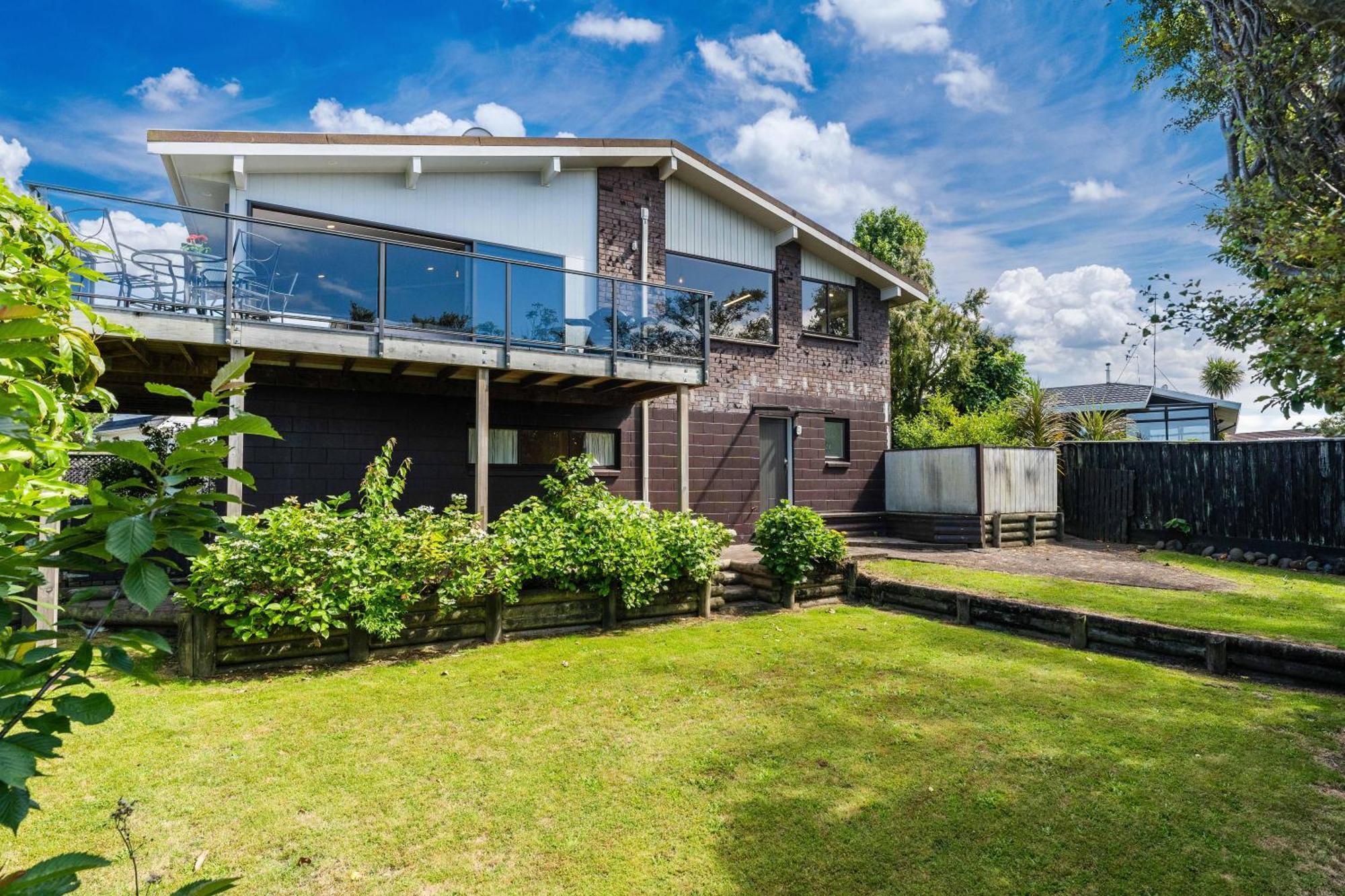 Ngaio Views - Lake Taupo Holiday Home Zewnętrze zdjęcie